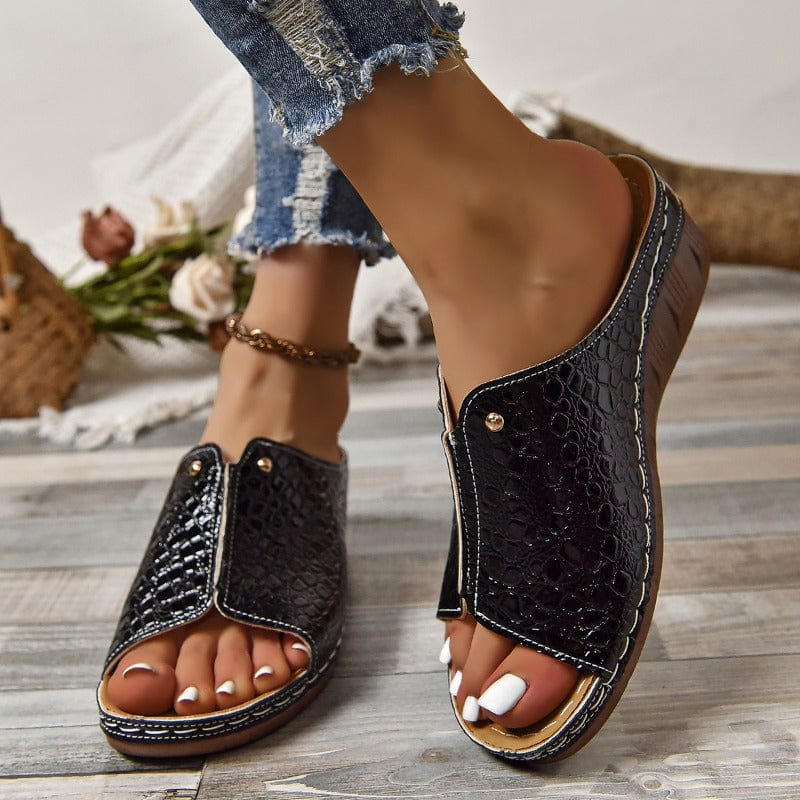 Julissa™ | Metallic Slip-On Orthopedic Sandals