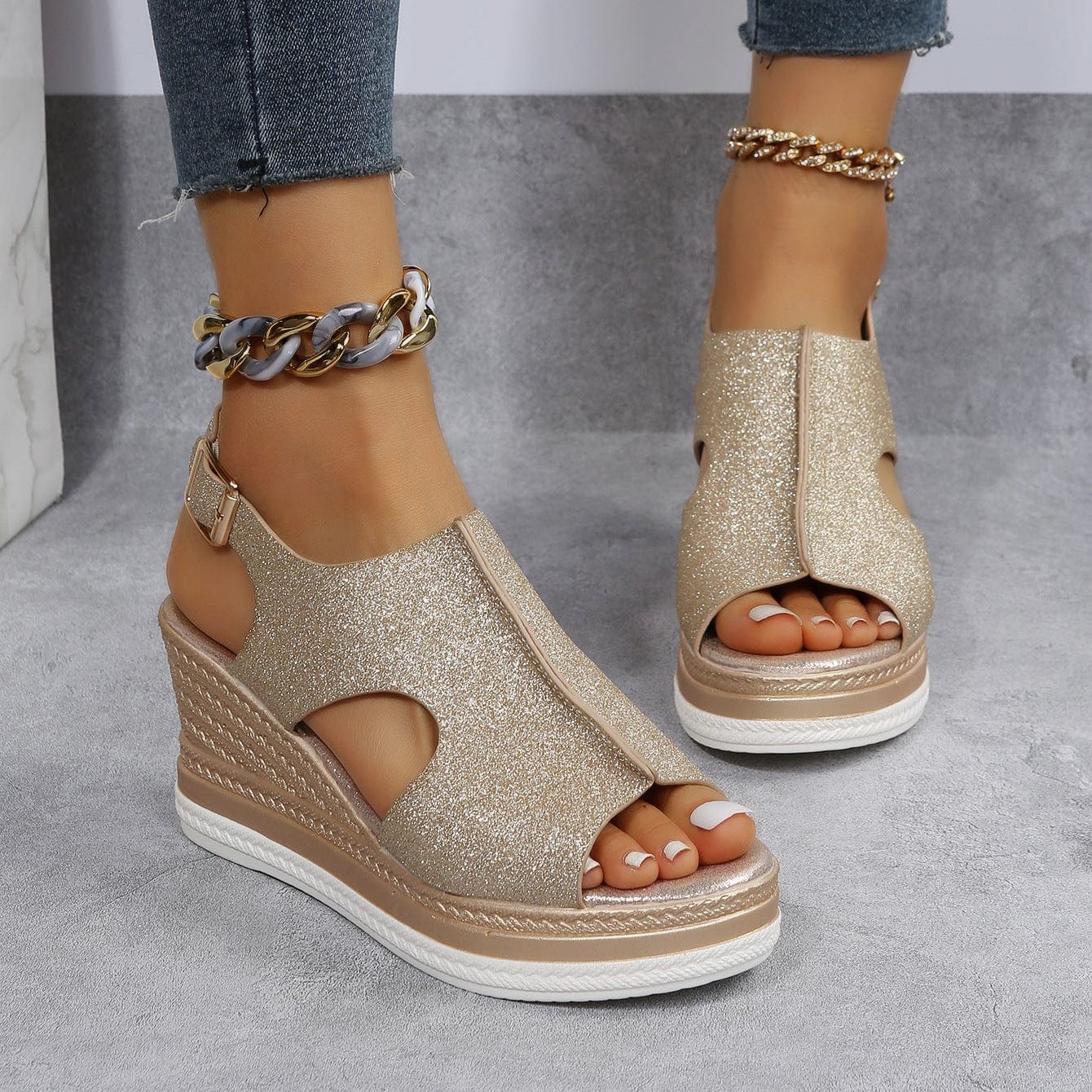 Isolde™ | Orthopedic Glitter-Finish Sandals